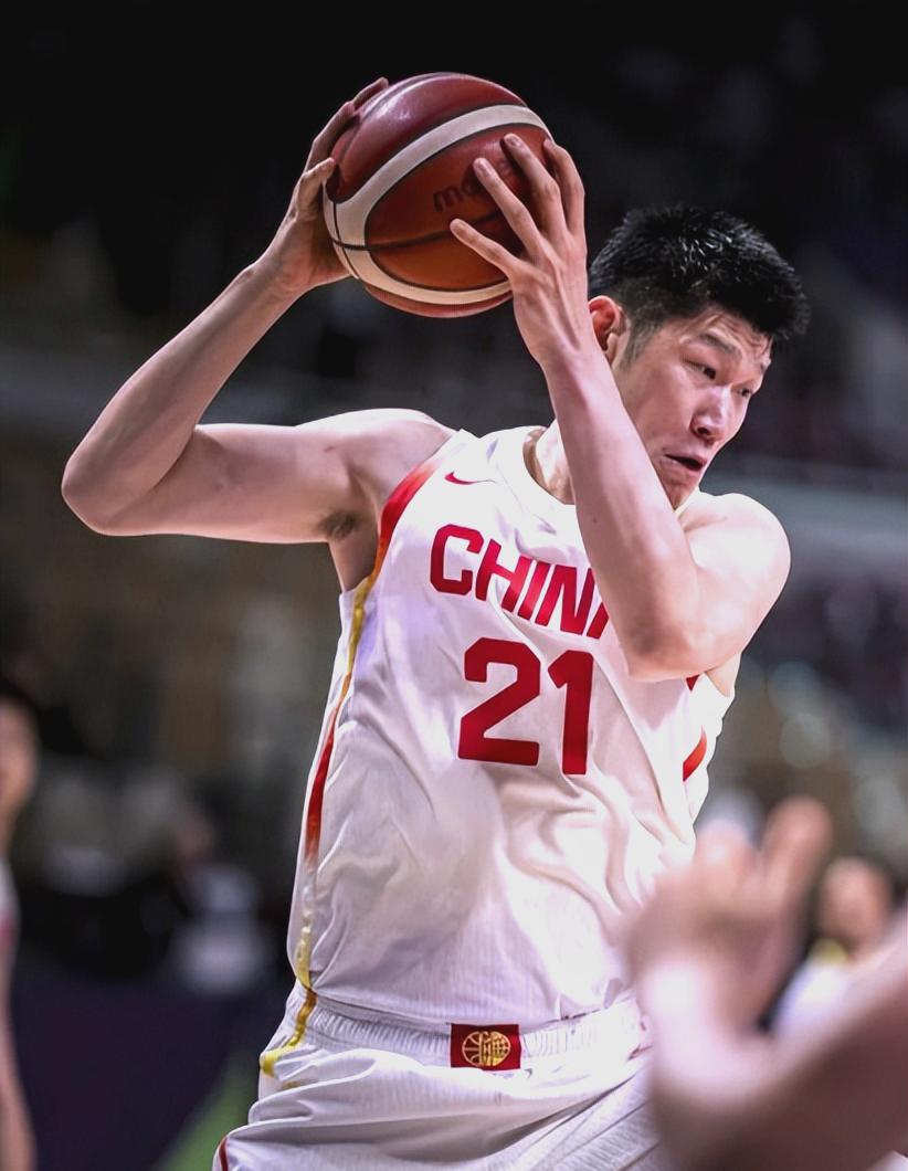 九州体育-亚洲杯热战：中国男篮逆转澳大利亚(2019年男篮亚洲杯中国对澳大利亚)